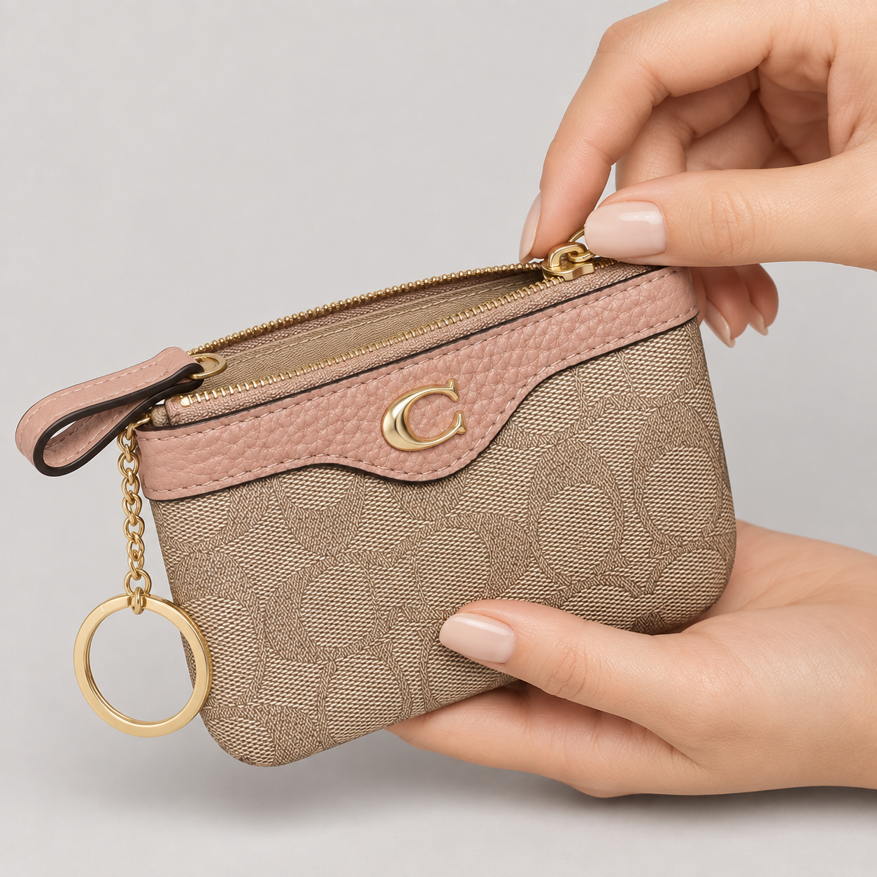 Cora Clutch